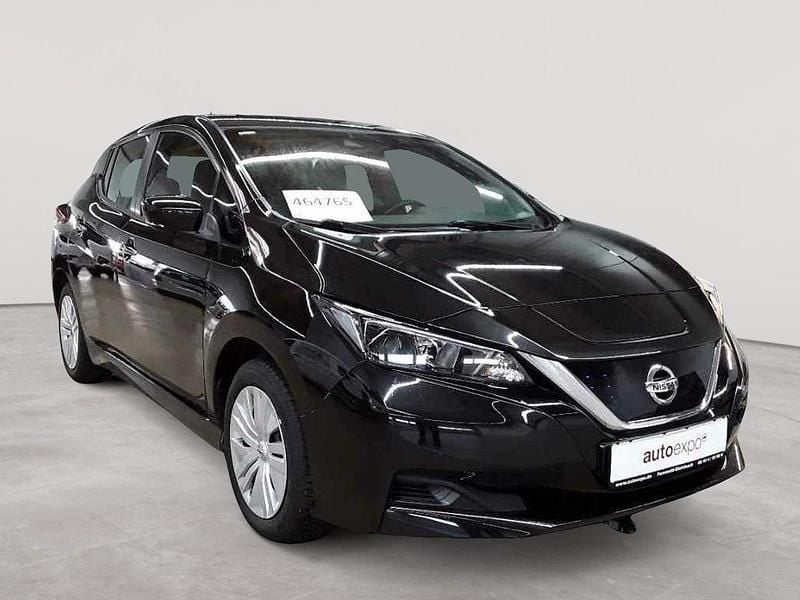Black metallic Gebraucht 2021 Nissan Leaf Kleinwagen | 11.490 € (Superpreis) - Bild 1/4