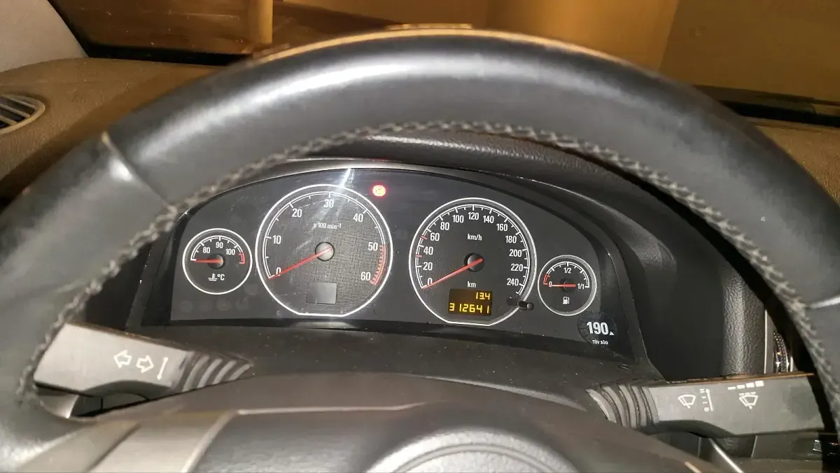 Gebraucht Opel Vectra 150 PS (110 kW) 2006 Schwarz Kombi