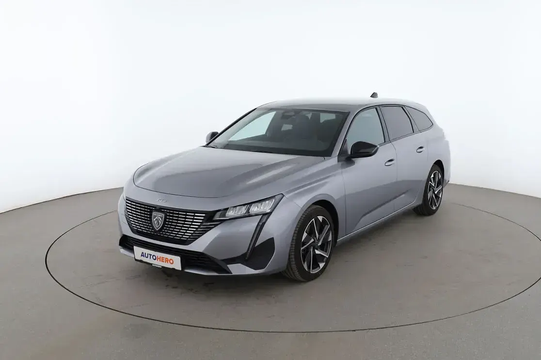 Gebraucht Peugeot 308 Allure 131 PS (96 kW) 2025 Kombi