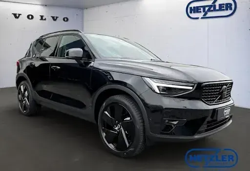 Gebraucht Volvo XC40 Plus 197 PS (144 kW) 2026 Schwarz SUV