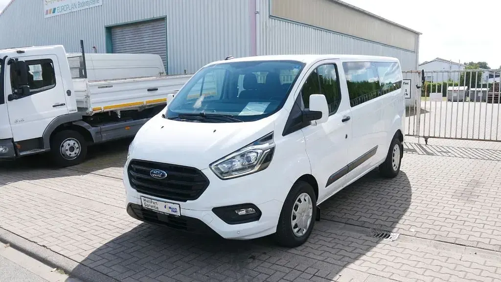 Gebraucht Ford Transit Custom 131 PS (96 kW) 2021 Weiß Van / Kleinbus