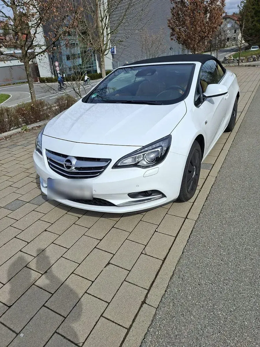 Gebraucht Opel Cascada 200 PS (147 kW) 2018 Weiß Cabrio