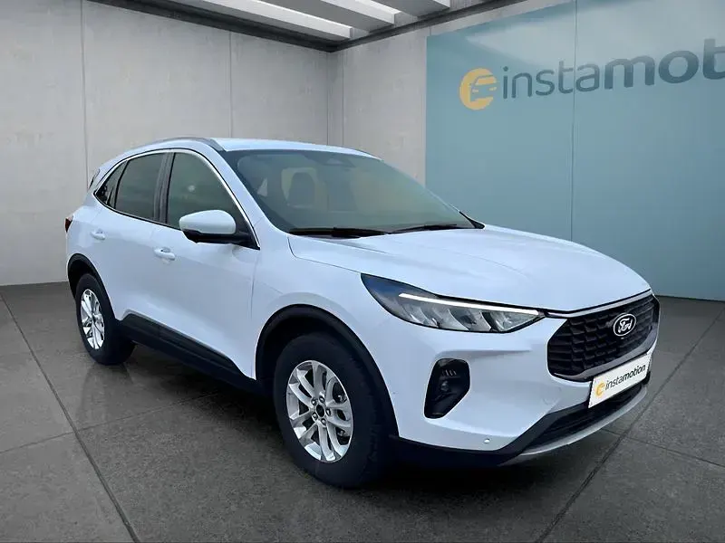 Używany Ford Kuga 180 KM (132 kW) 2024 Biały SUV