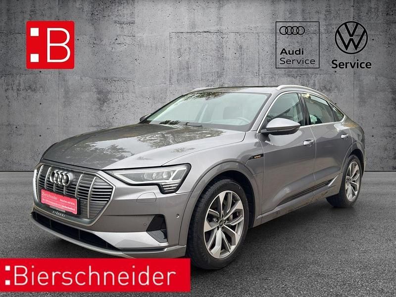 Grau Gebraucht 2022 Audi e-tron Sportback Advanced SUV | 38.950 € (Fairer Preis) - Bild 1/4