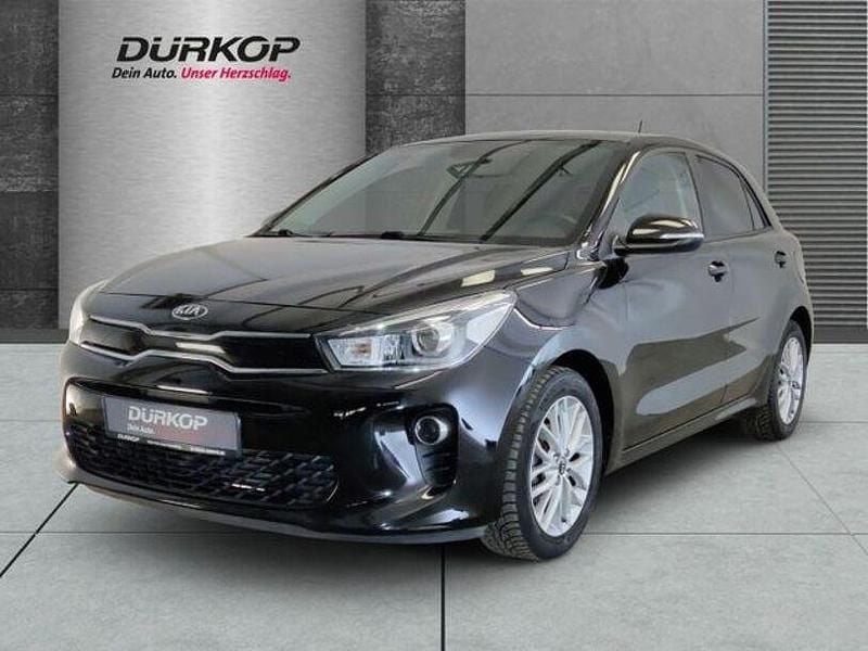 (abp) auroraschwarz met. (metallic) Gebraucht 2019 Kia Rio DREAM-TEAM Edition Limousine | 12.950 € (Fairer Preis) - Bild 1/4
