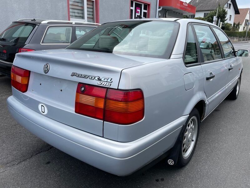 Gebraucht VW Passat 174 PS (127 kW) 1994 Grau Limousine