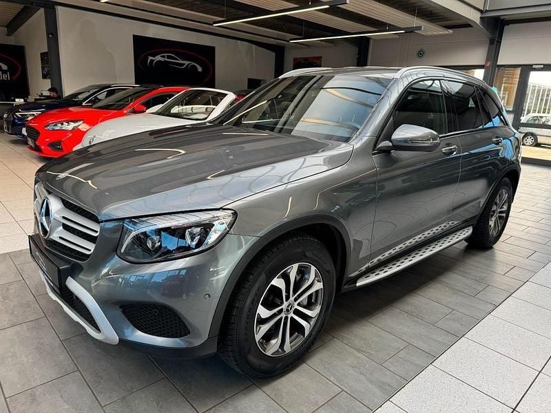 Gebraucht Mercedes GLC250 204 PS (150 kW) 2017 Grau SUV