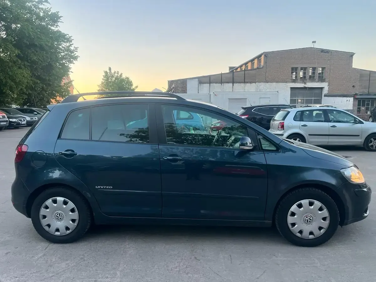 Gebraucht VW Golf Plus Cross United 102 PS (75 kW) 2007 Blau Van / Kleinbus