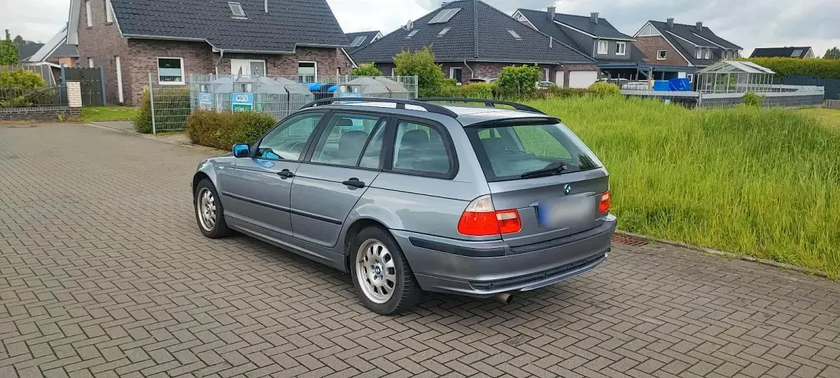 Gebraucht BMW 318 143 PS (105 kW) 2005 Andere farben Kombi