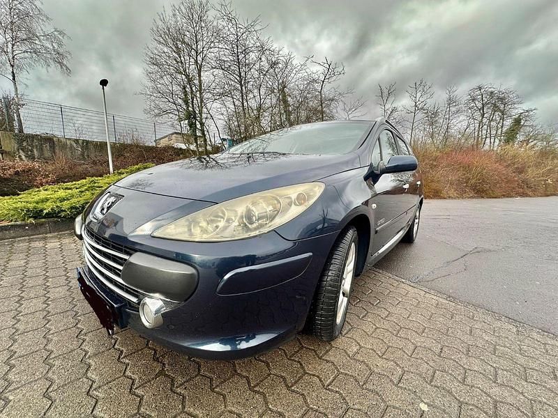 Gebraucht Peugeot 307 110 PS (80 kW) 2007 Blau Limousine