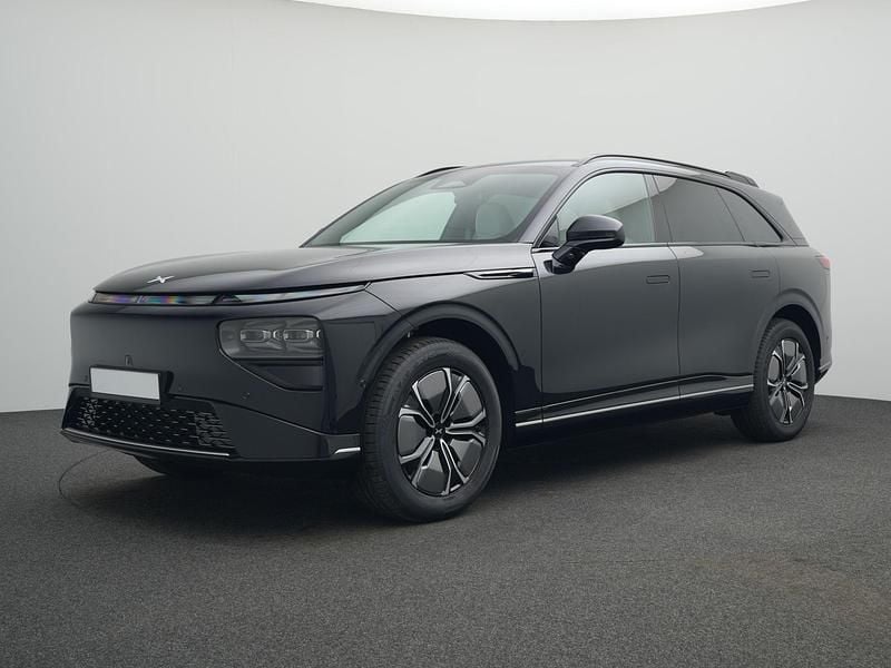 Schwarz Neu 2025 XPENG G9 RWD Standard Range SUV | 56.890 € (Fairer Preis) - Bild 1/4