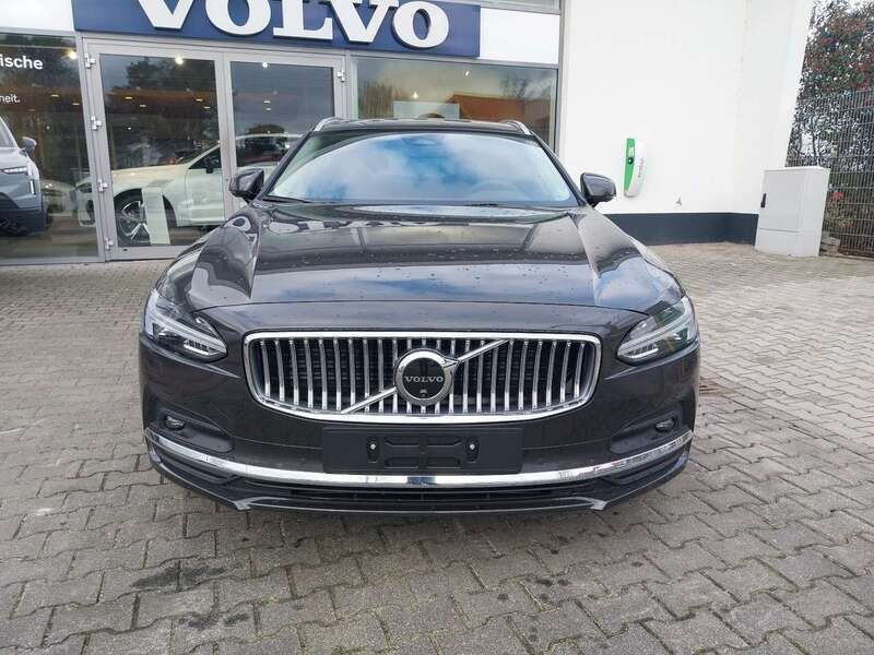 Gebraucht Volvo V90 Plus 197 PS (144 kW) 2024 Platinum grey / metallic Kombi
