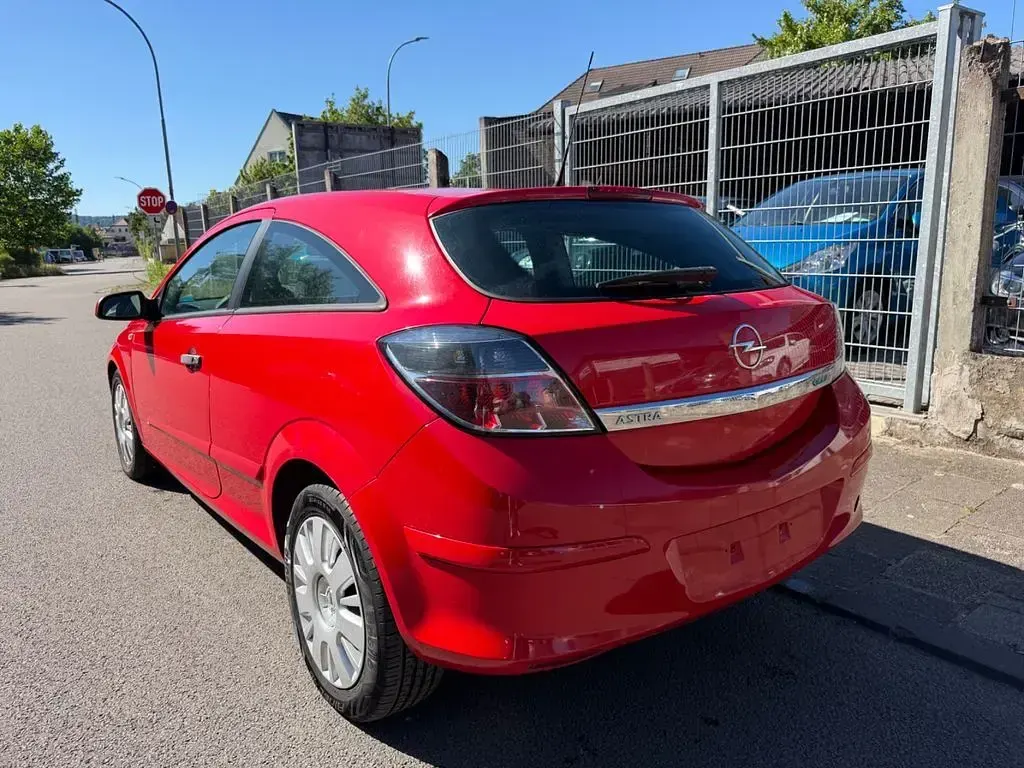 Gebraucht Opel Astra GTC Selection 90 PS (66 kW) 2009 Rot