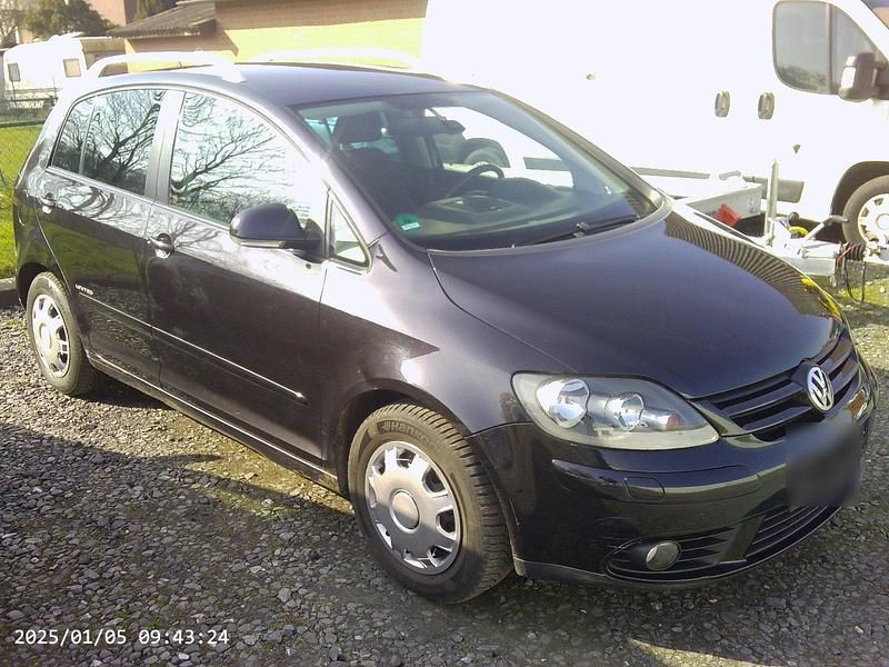 Gebraucht VW Golf Plus Cross 105 PS (77 kW) 2008 Schwarz Van / Kleinbus