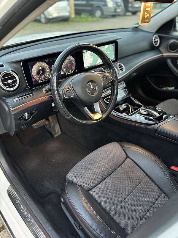 Gebraucht Mercedes E350 258 PS (189 kW) 2017 Limousine