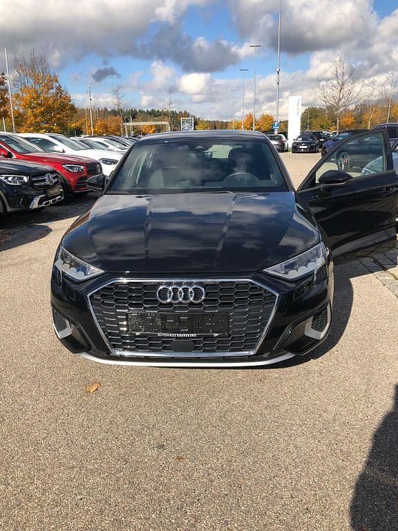 Gebraucht Audi A3 Advanced 150 PS (110 kW) 2020 Schwarz Limousine