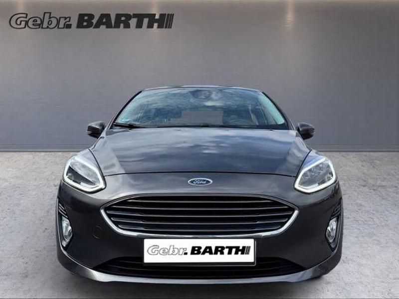 Gebraucht Ford Fiesta Titanium 101 PS (74 kW) 2019 Magneticgrau (metallic) (metallic) Kleinwagen