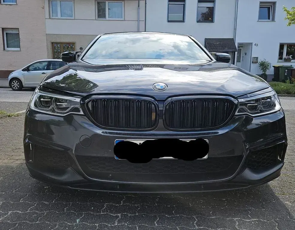 Gebraucht BMW M550 Performance 530 PS (389 kW) 2019 Grau Limousine