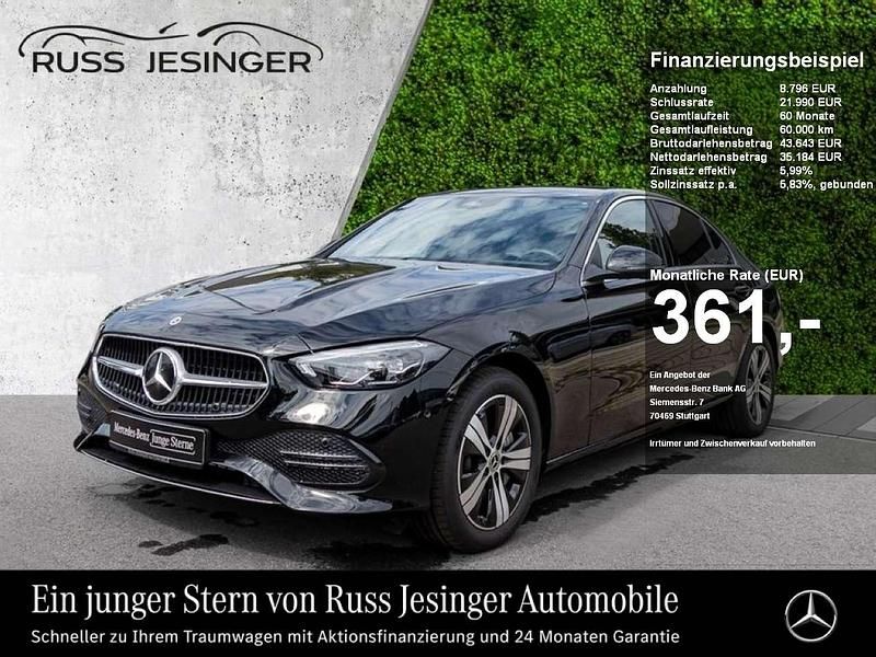 Obsidianschwarz metallic Gebraucht 2024 Mercedes C300e Avantgarde Limousine | 42.480 € (Superpreis) - Bild 1/2