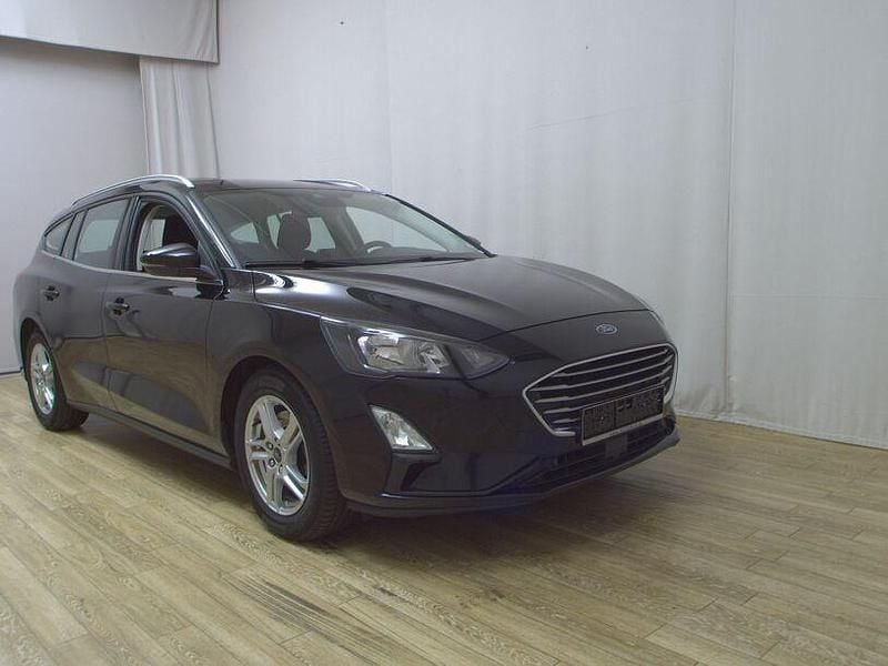 Gebraucht Ford Focus Cool & Connect 120 PS (88 kW) 2019 Schwarz Kombi