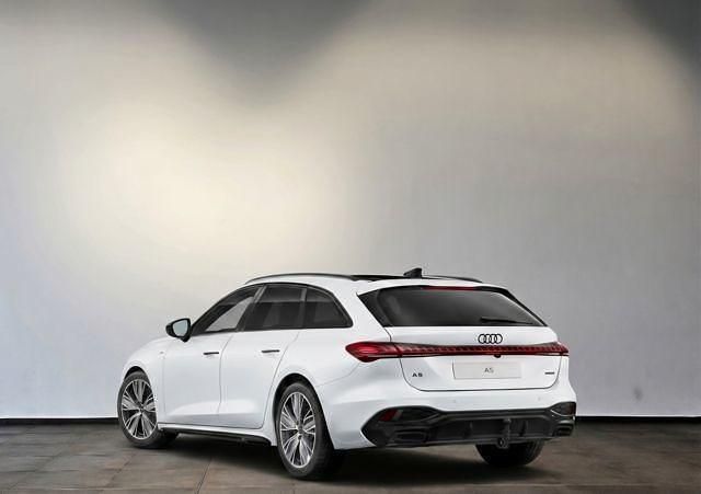 Gebraucht Audi A5 S-Line 204 PS (150 kW) 2025 Weiß Kombi