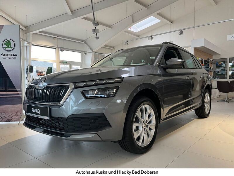 Grau Gebraucht 2024 Skoda Kamiq Tour SUV | 31.790 € (Teuer) - Bild 1/4
