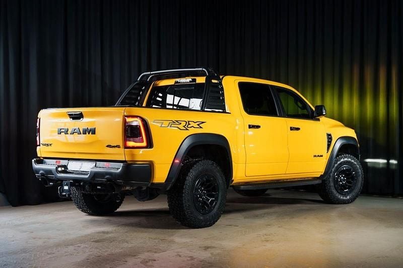 Second-hand Dodge Ram 711 CP (522 kW) 2023 Galben Pickup
