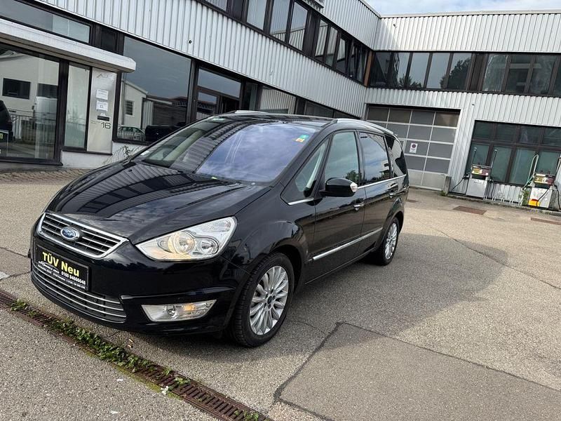Schwarz Gebraucht 2013 Ford Galaxy Titanium Van / Kleinbus | 9.490 € (Fairer Preis) - Bild 1/4