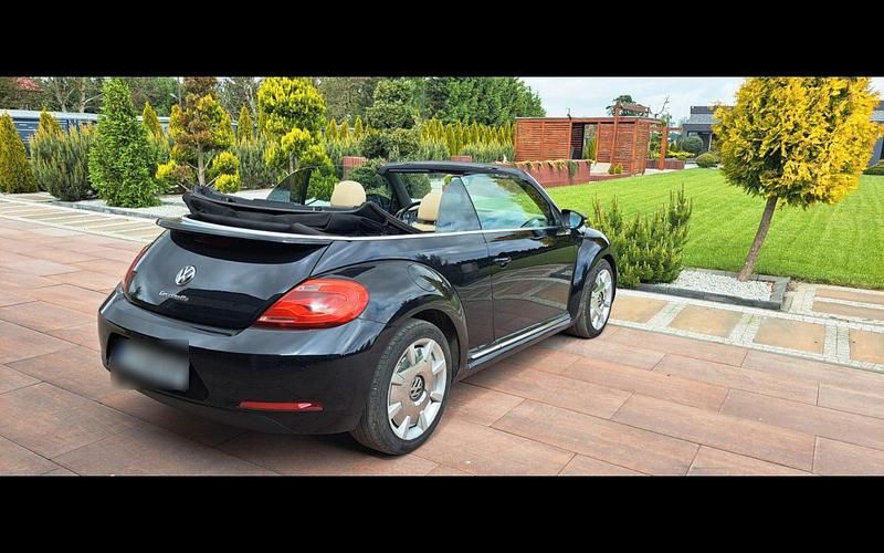 Gebraucht VW Beetle 105 PS (77 kW) 2013 Schwarz Kleinwagen