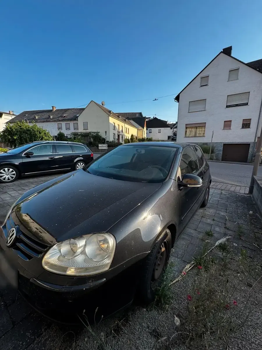 Gebraucht VW Golf V 102 PS (75 kW) 2006 Schwarz Kleinwagen
