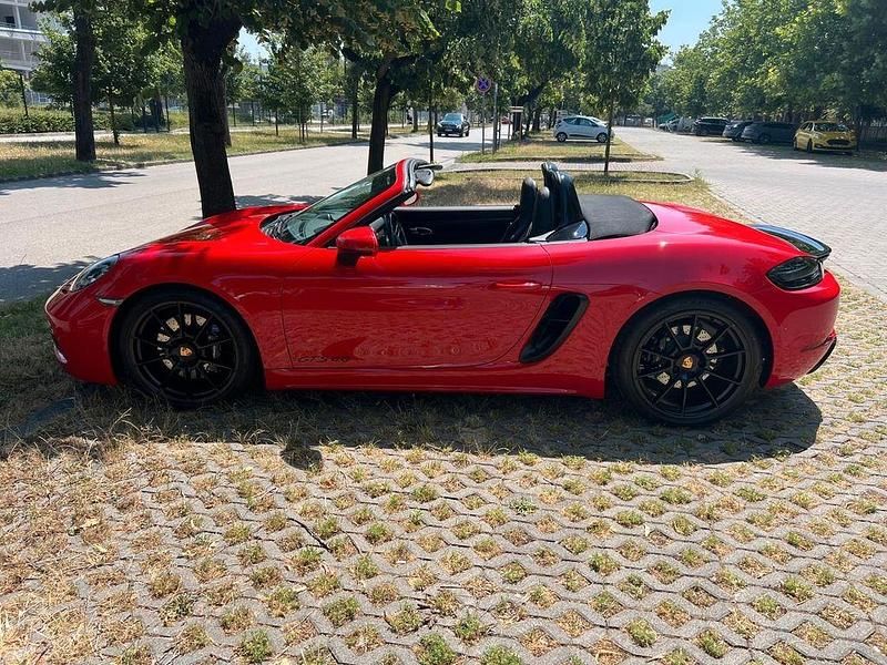 Occasion Porsche 718 400 ch (294 kW) 2024 Rouge Cabriolet