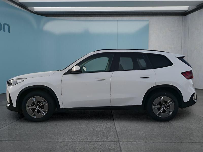 Gebraucht BMW iX1 150 kW (204 PS) 2025 Weiß SUV