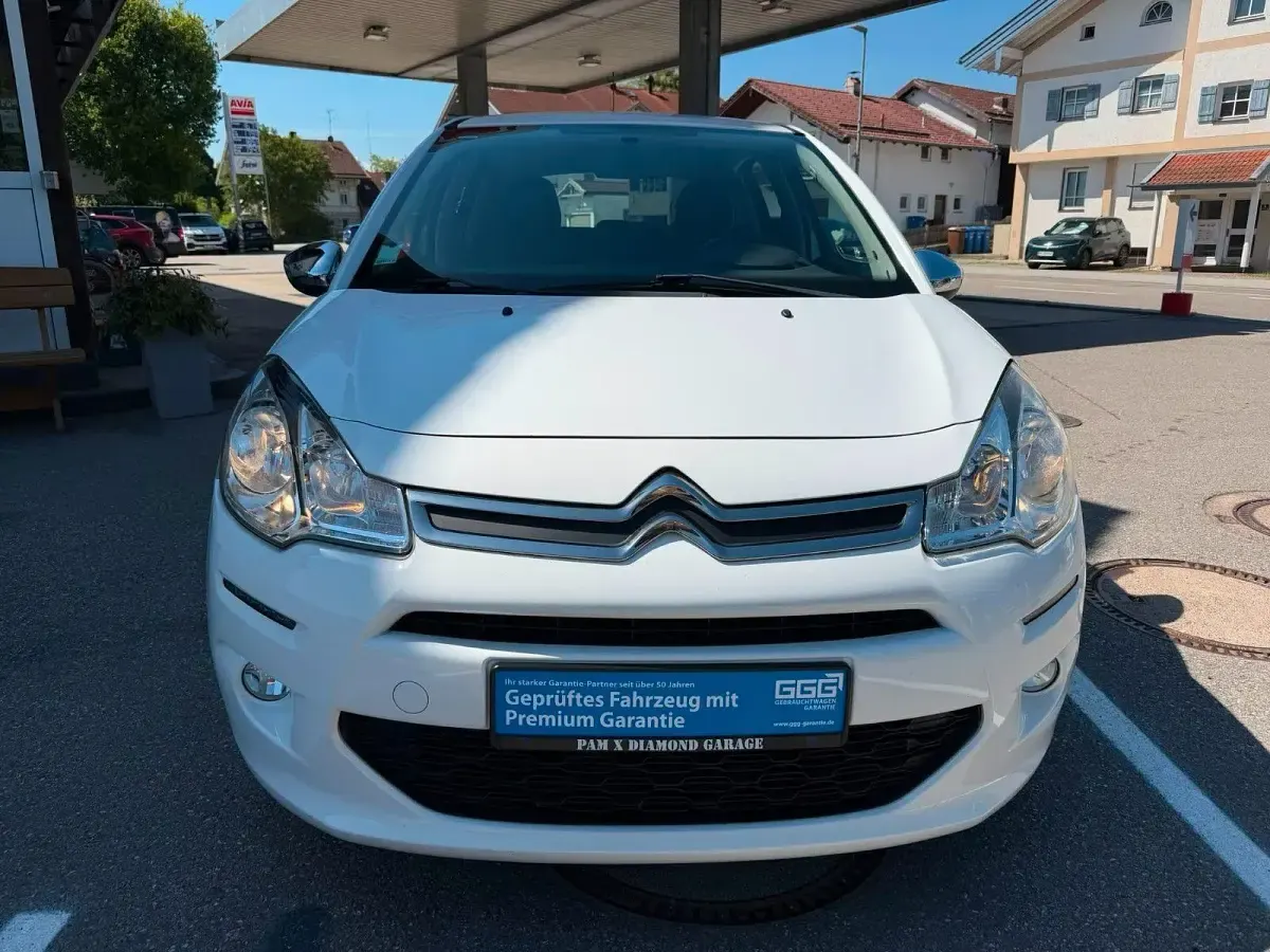 Gebraucht Citroën C3 SELECTION 68 PS (50 kW) 2016 Weiß Kleinwagen