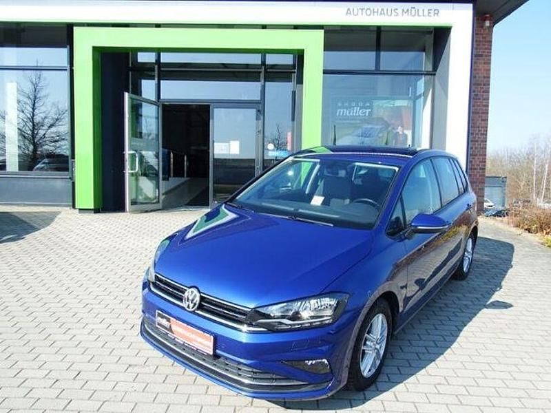 Gebraucht VW Golf VII Join 150 PS (110 kW) 2019 Blau (blue dusk) Limousine