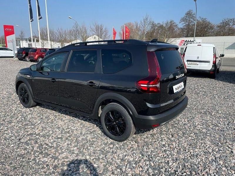 Gebraucht Dacia Jogger Extreme 110 PS (80 kW) 2023 Schwarz Van / Kleinbus