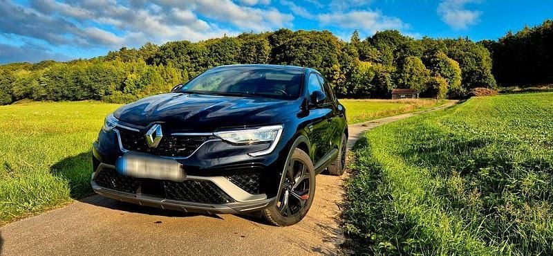 Schwarz Gebraucht 2022 Renault Arkana R.S. SUV | 24.900 € (Fairer Preis) - Bild 1/4