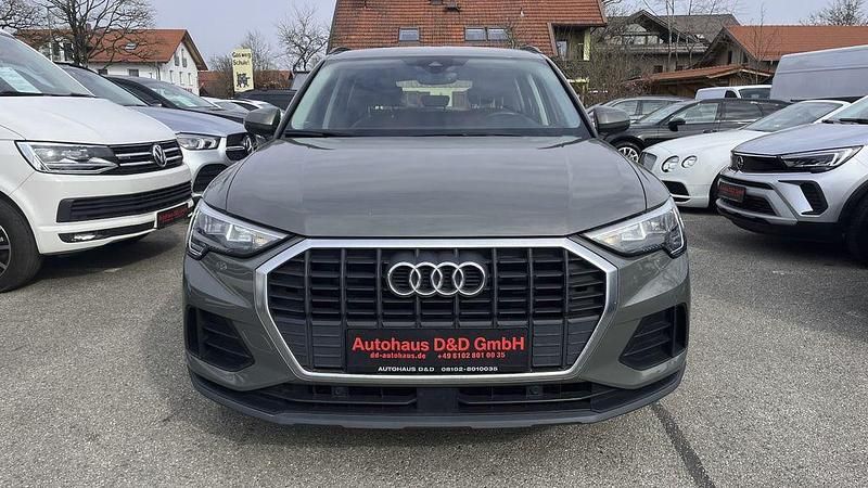 Gebraucht Audi Q3 Basis 150 PS (110 kW) 2021 Grau SUV