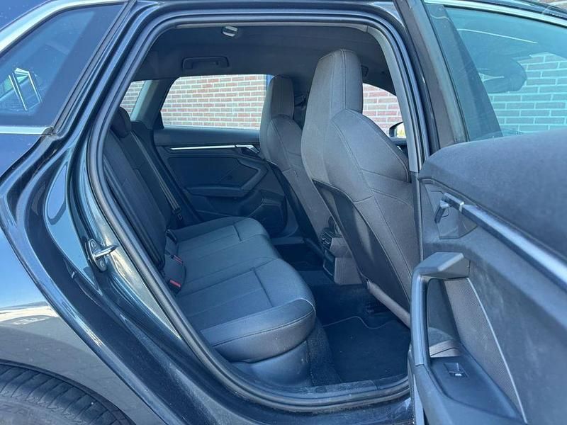Gebraucht Audi A3 Business 110 PS (80 kW) 2021 Grau Limousine