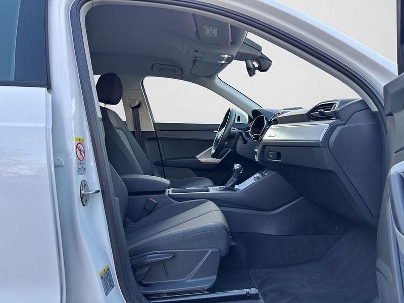 Gebraucht Audi Q3 Advanced 150 PS (110 kW) 2024 Arkonaweiß (metallic) SUV