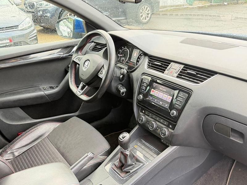 Usado Skoda Octavia RS 220 HP (161 kW) 2015 Azul Citadino