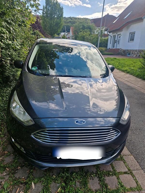 Grau Gebraucht 2018 Ford C-MAX Titanium Van / Kleinbus | 5.900 € (Superpreis) - Bild 1/4