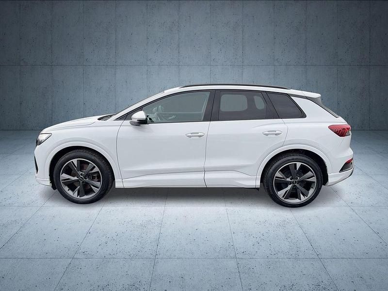 Gebraucht Audi Q4 e-tron Advanced 125 kW (170 PS) 2022 Gletscherweiß metallic SUV