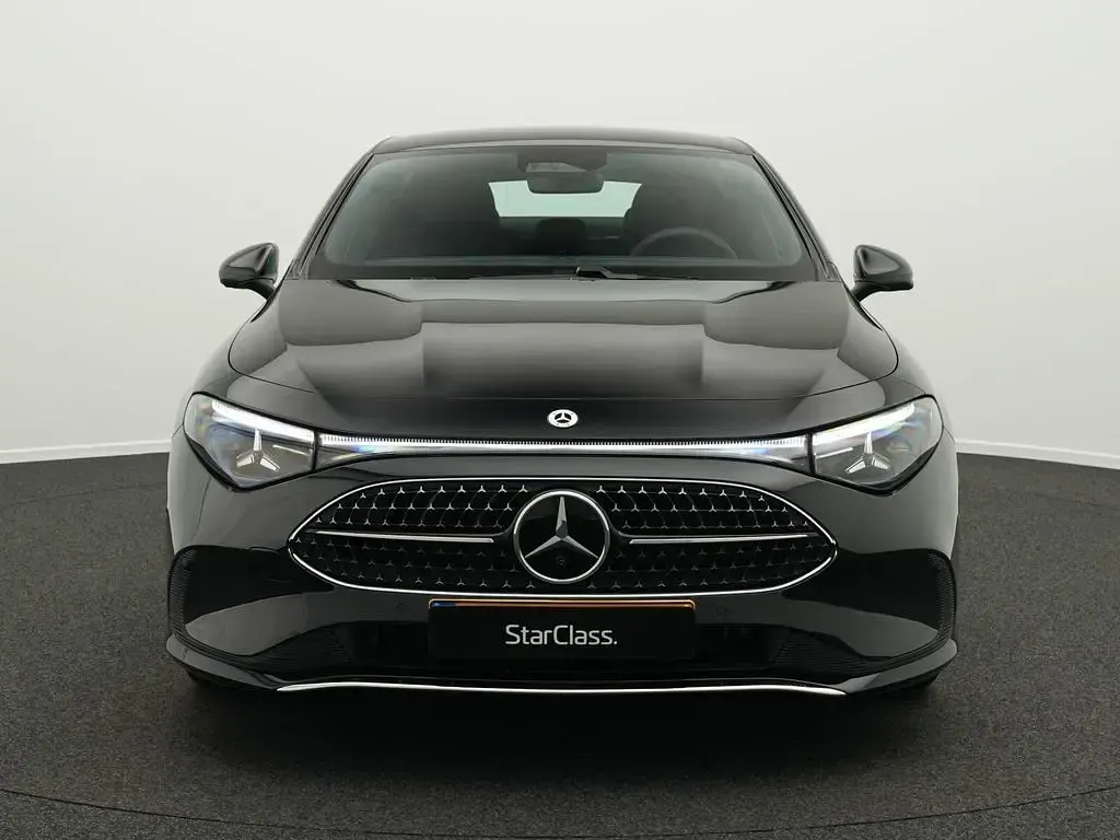 Gebraucht Mercedes CLA180 Progressive 136 PS (100 kW) 2026 Schwarz Limousine