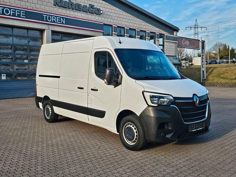 Gebraucht Renault Master 135 PS (99 kW) 2022 Weiß Van / Kleinbus