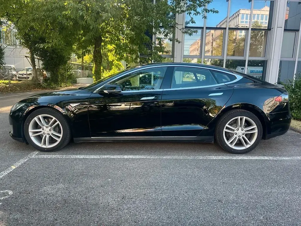 Gebraucht Tesla Model S 244 kW (333 PS) 2015 Schwarz Kleinwagen
