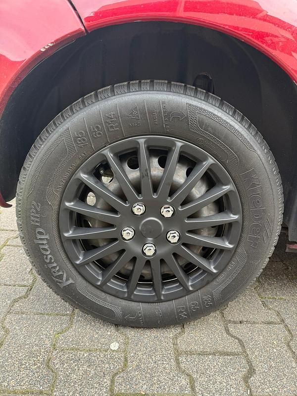 Second-hand Citroën C3 73 CP (53 kW) 2008 Roșu Hatchback