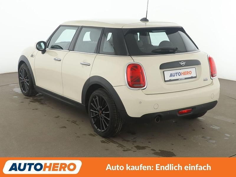 Gebraucht Mini ONE 102 PS (75 kW) 2019 Beige Kleinwagen