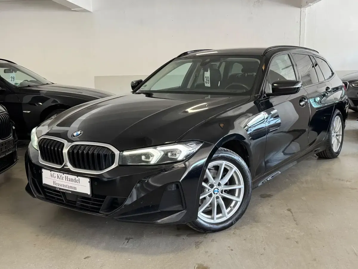 Gebraucht BMW 318 Shadowline 150 PS (110 kW) 2023 Schwarz Kombi
