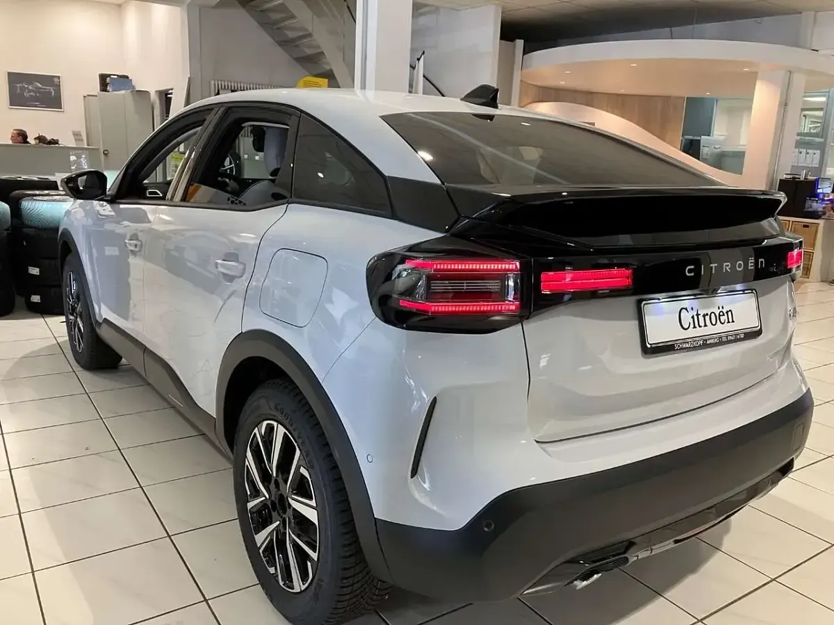 Neu Citroën C4 PureTech 131 PS (96 kW) 2026 Weiss SUV