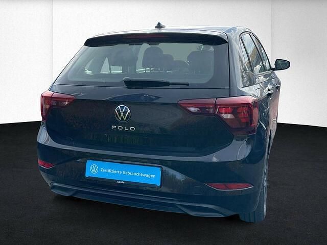 Gebraucht VW Polo Life 95 PS (69 kW) 2023 Deep black perleffekt Limousine